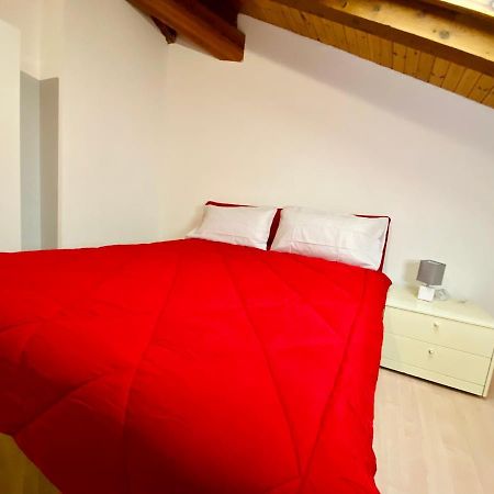 Casa Dei Leoni Apartamento Aosta Exterior foto
