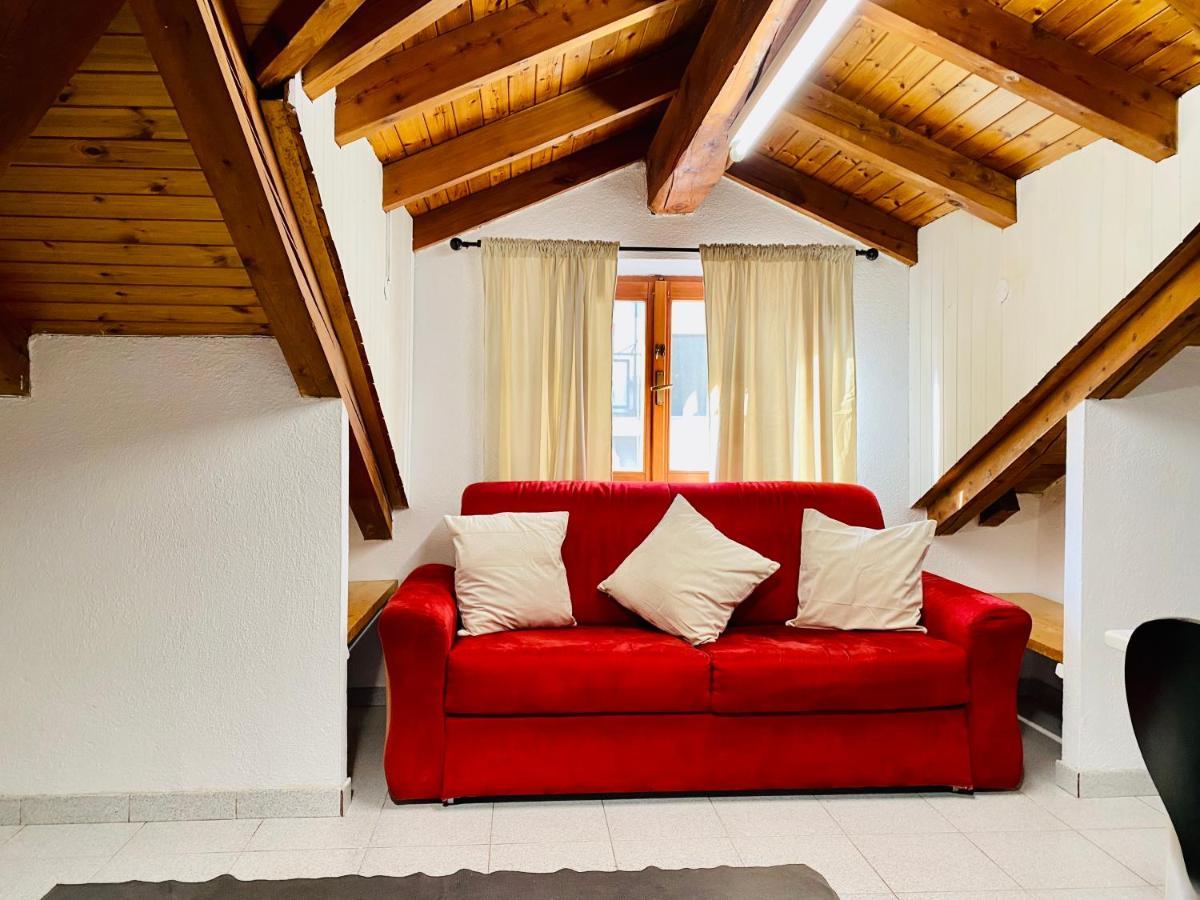 Casa Dei Leoni Apartamento Aosta Exterior foto