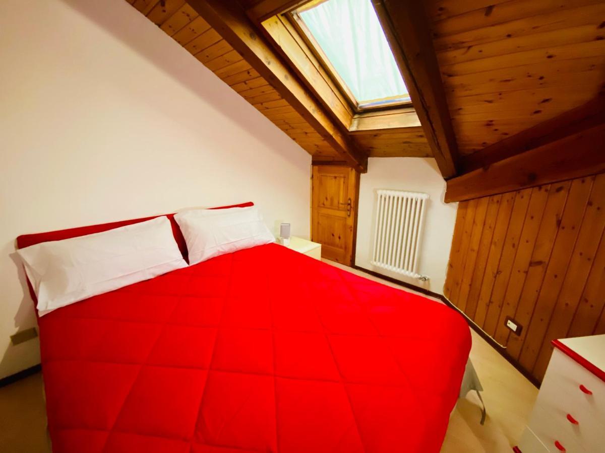 Casa Dei Leoni Apartamento Aosta Exterior foto